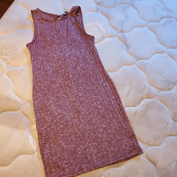 Dress - Picture 1 of 3